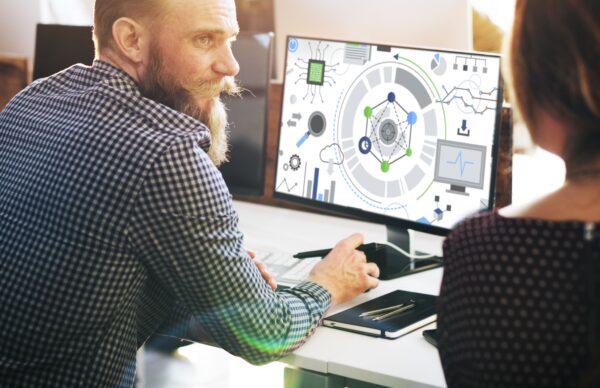 Best Practices for Marketing SaaS Products to IT Decision-Makers